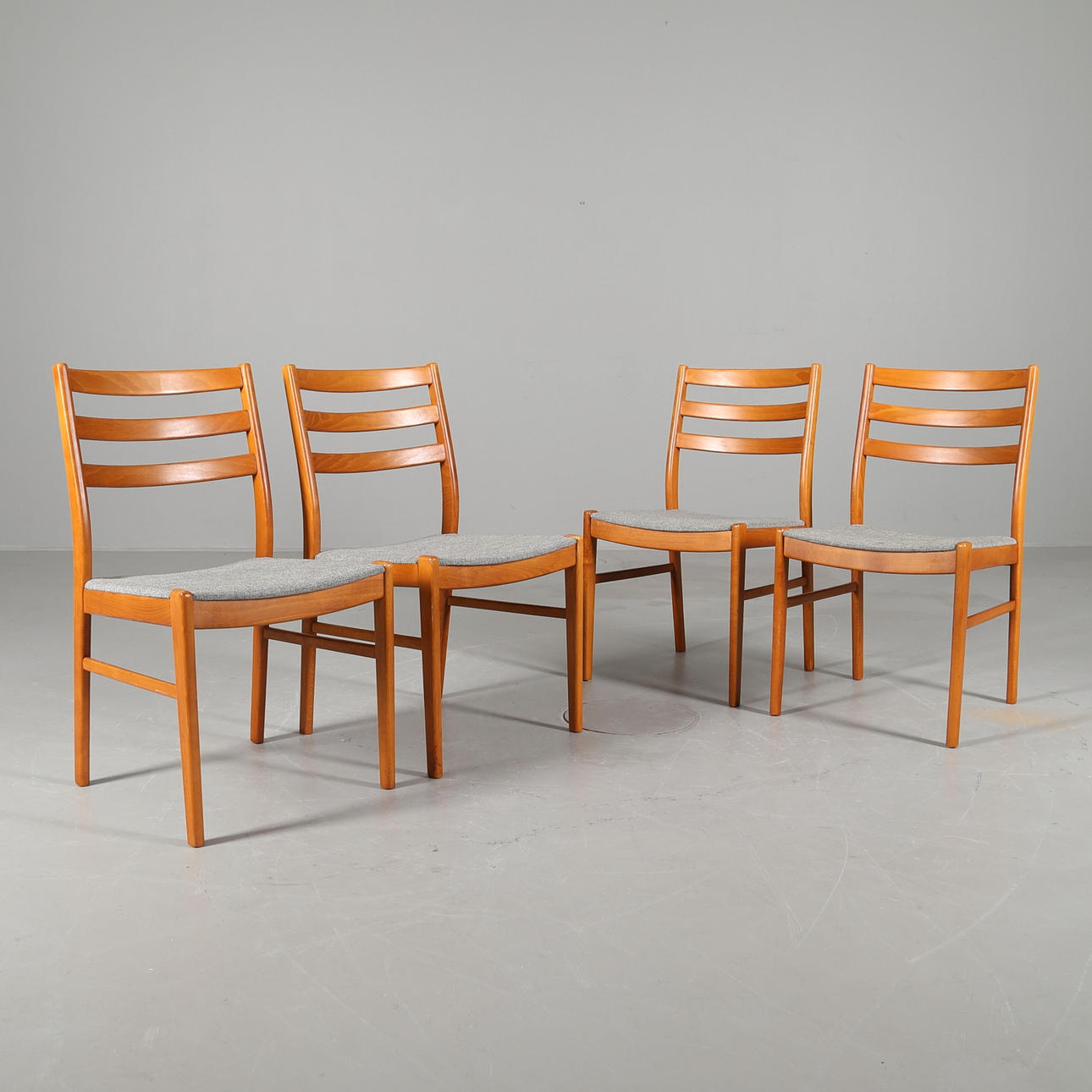 STOLAR, 4 st bonad bok 1960-tal.