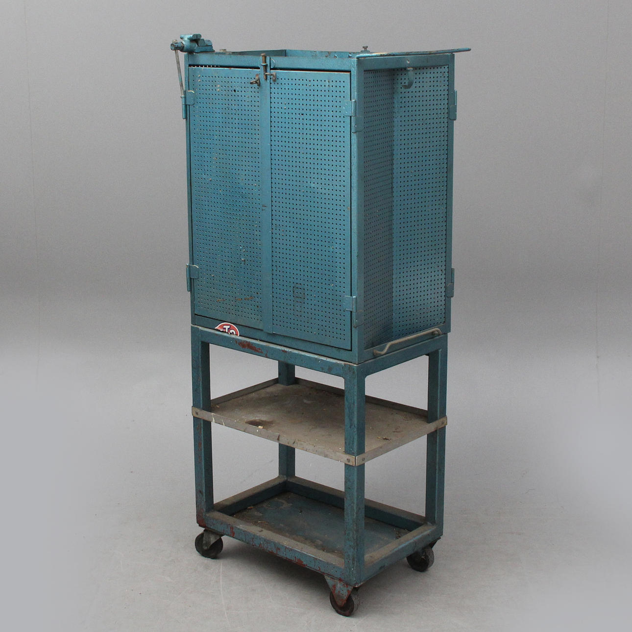 TOOL CART with TOOLS.