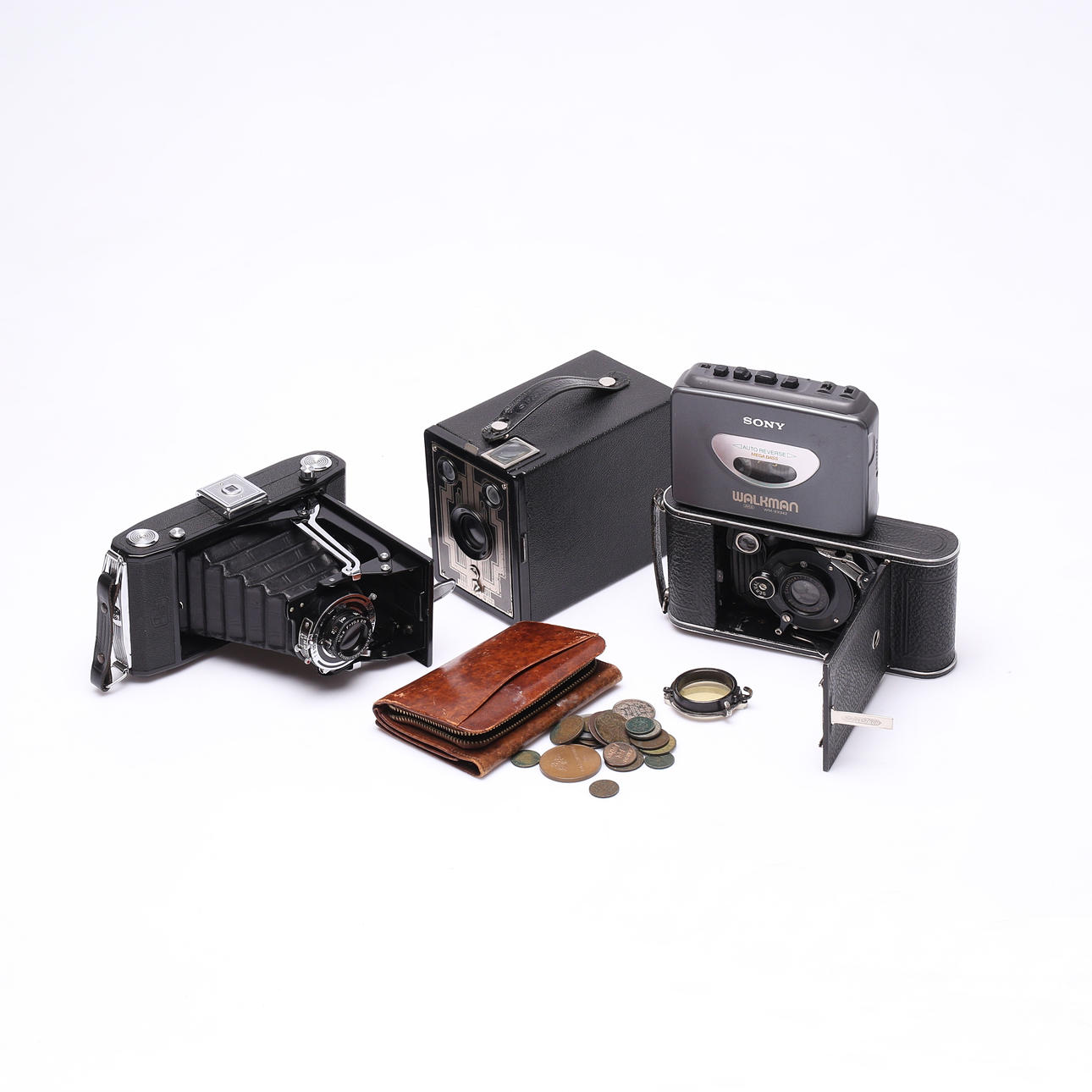 PARTI, kameror, Sony Walkman, mynt.