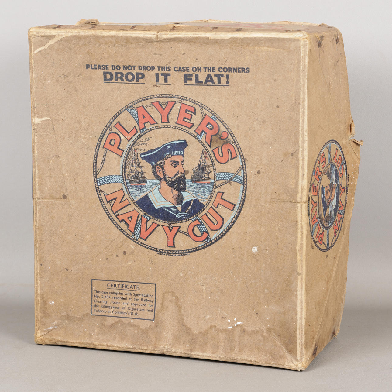 PLAYERS NAVY CUT BOX.