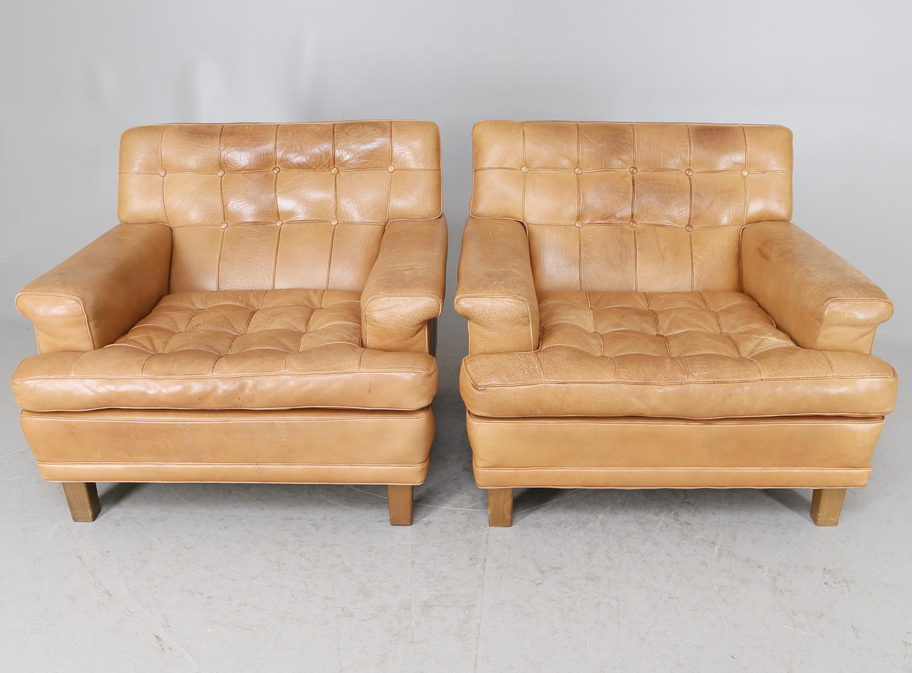 FÅTÖLJER, 1 par, skinn, "Merkur", Arne Norell, Aneby, 1960/70-tal.