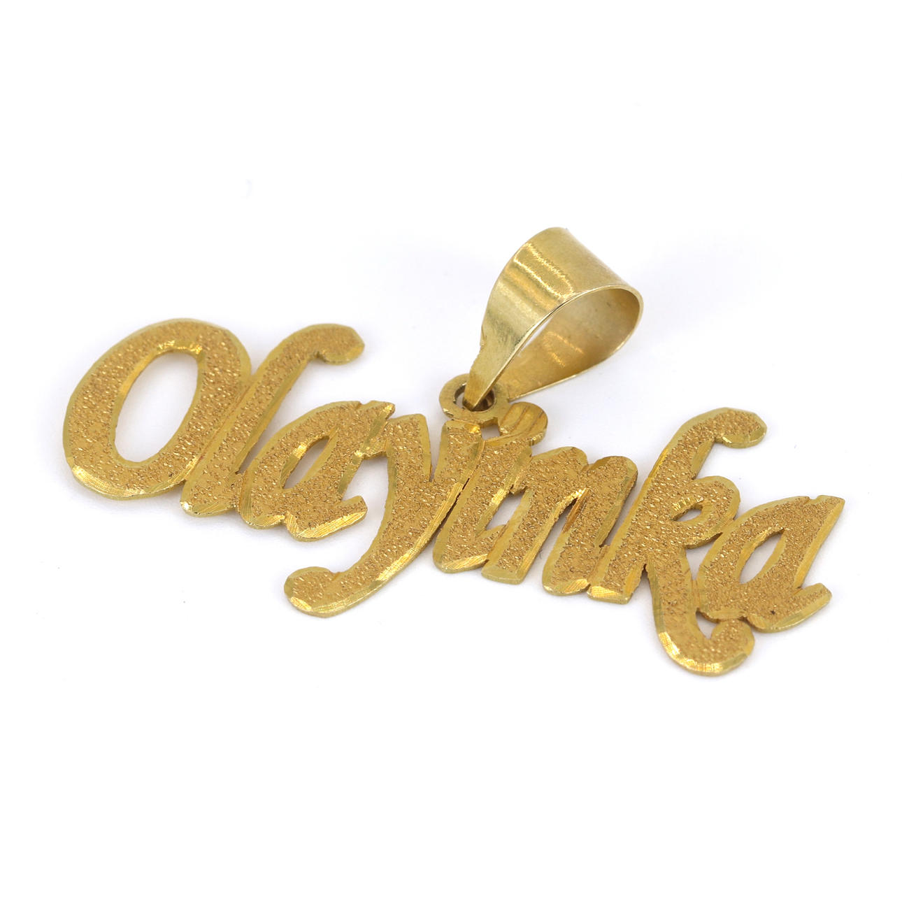 18CT YELLOW GOLD PENDANT.