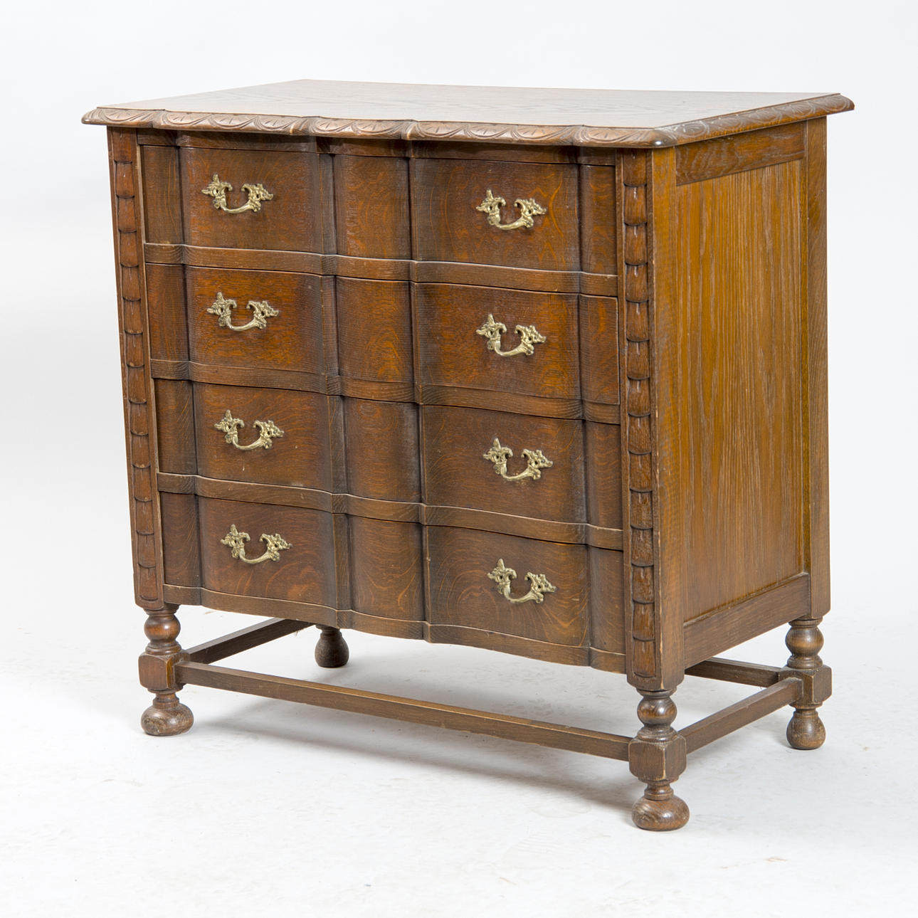 BYRÅ, 4-lådig, ek, barockstil.