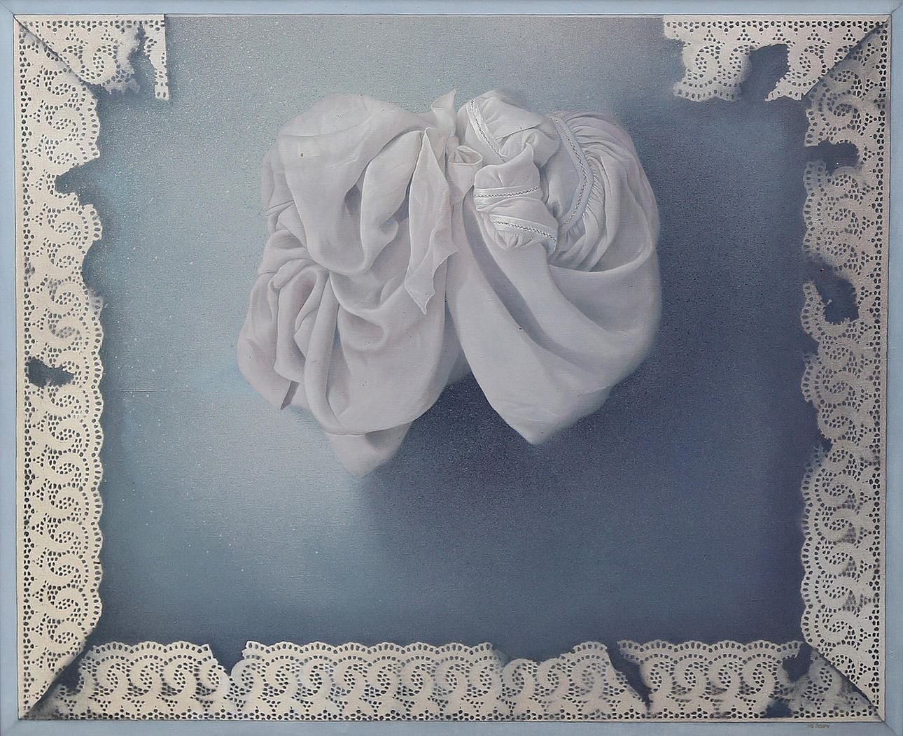 IRIS LÁZARO. Cloth and lace.