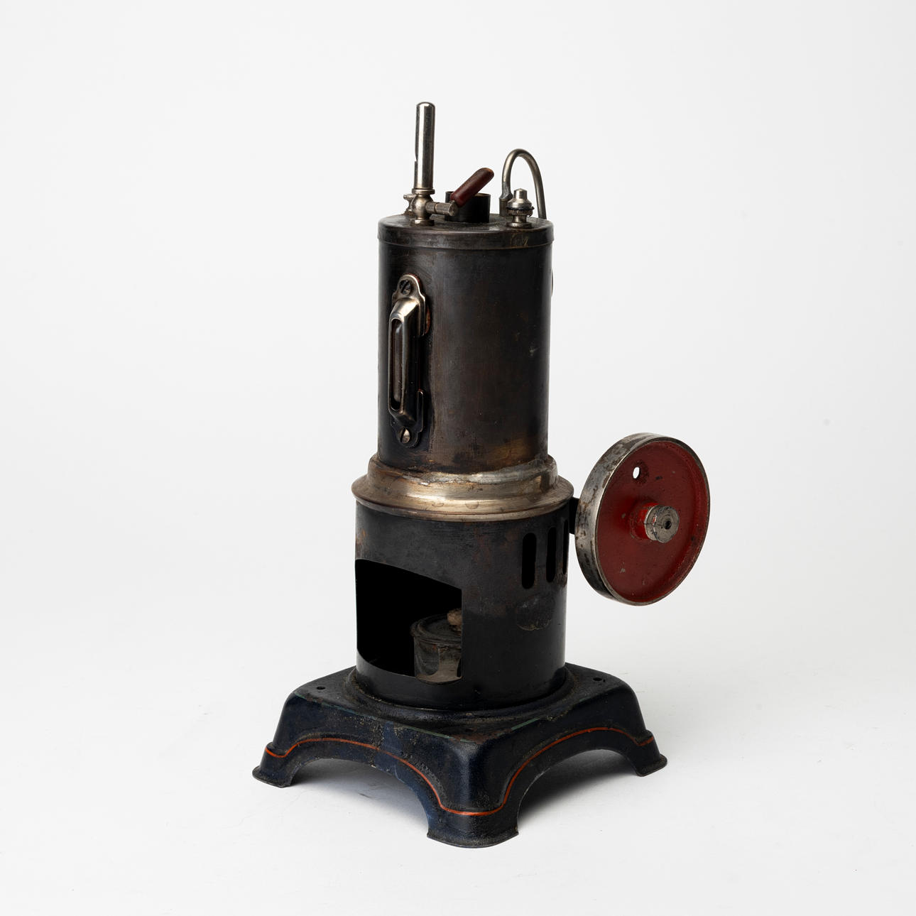 DOLL standing steam engine, Germany.