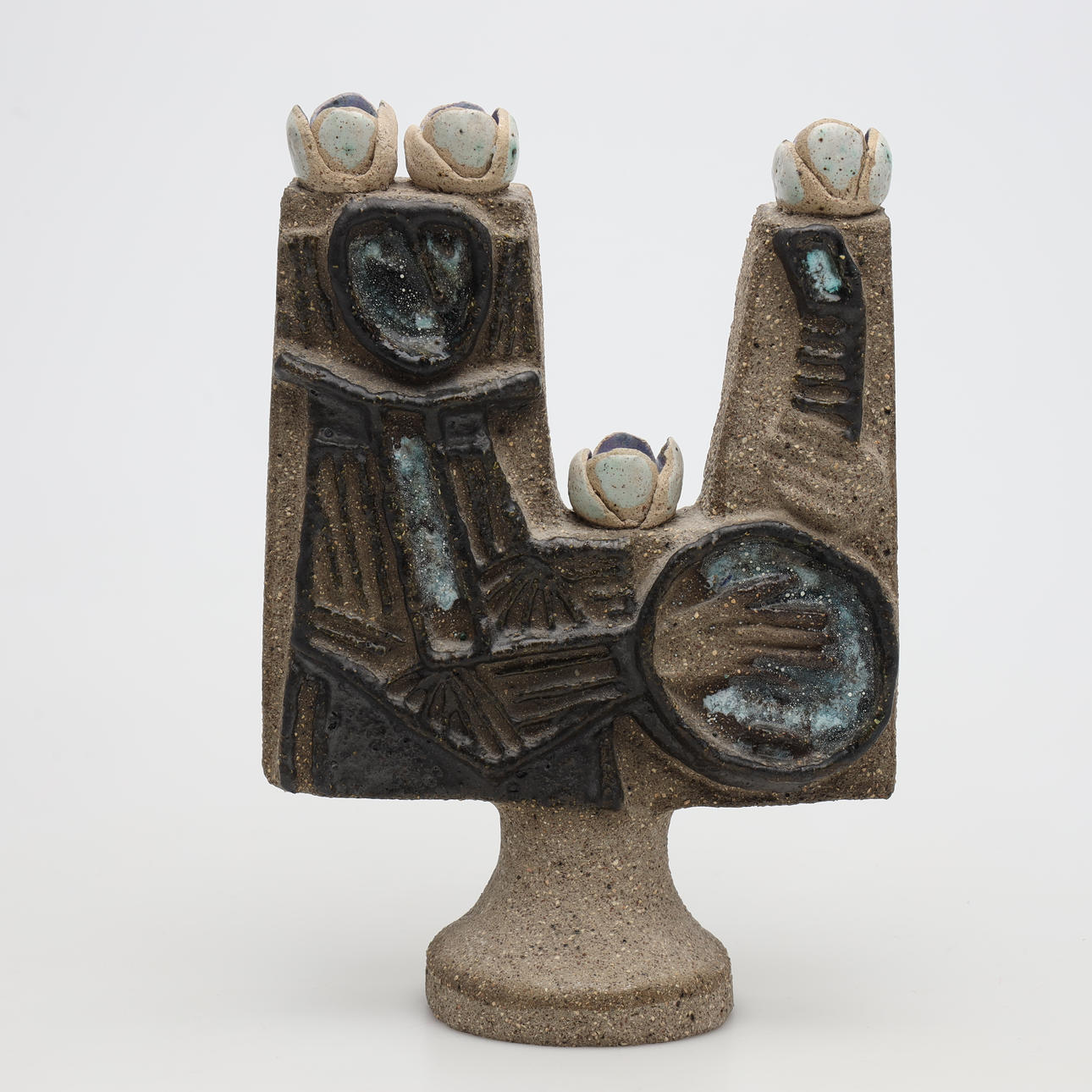 THOMAS HELLSTRÖM. A SCULPTURE, partly glazed stoneware, Nittsjö.