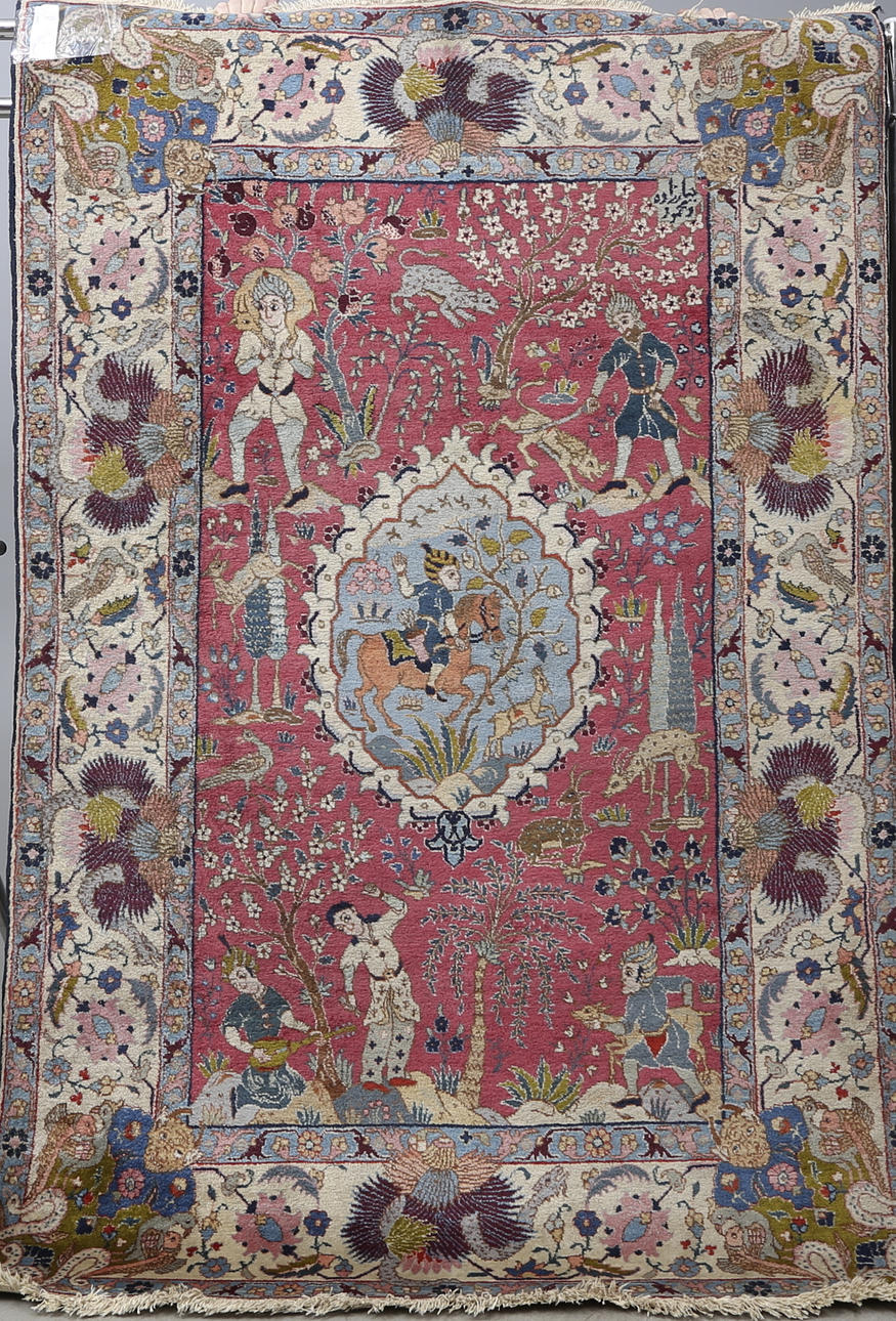 MATTA, persisk, figural, antik, signerad, 200x138 cm.