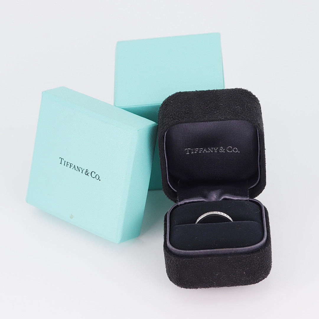 TIFFANY & CO DIAMOND FULL ETERNITY RING.