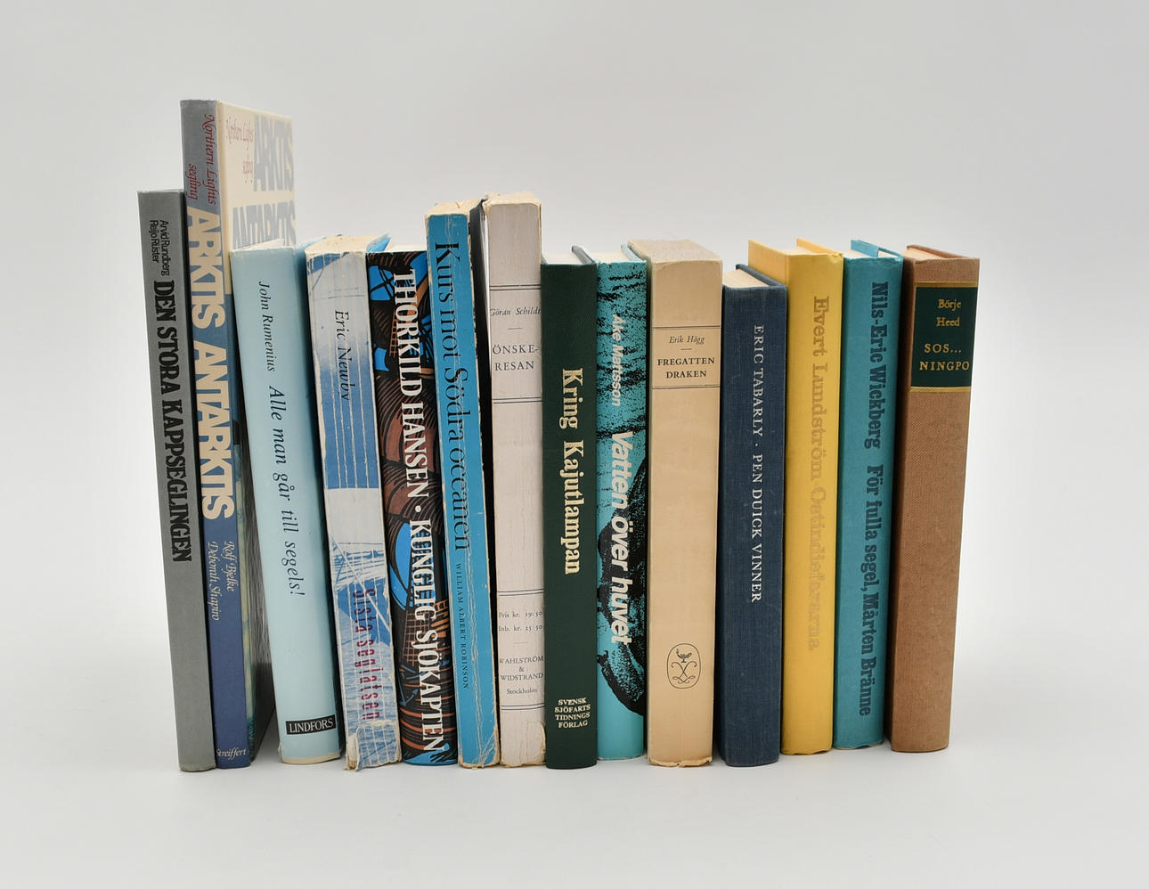 Böcker om sjö och hav. 14 volymer.