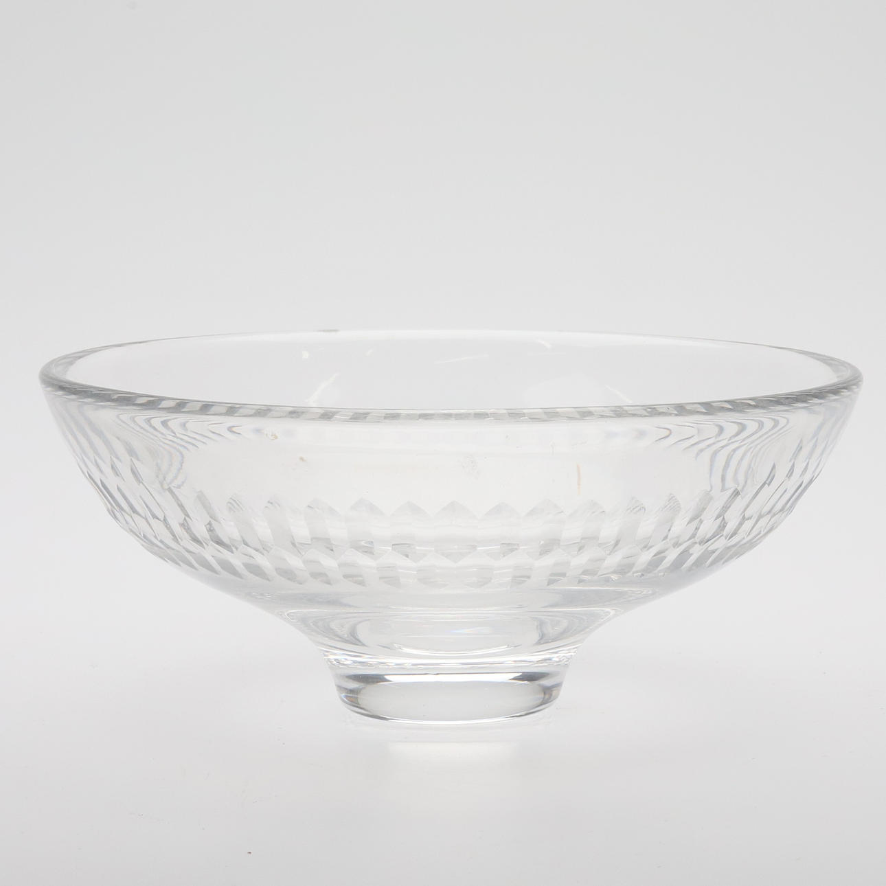 BOWL. Glass, signed Orrefors.