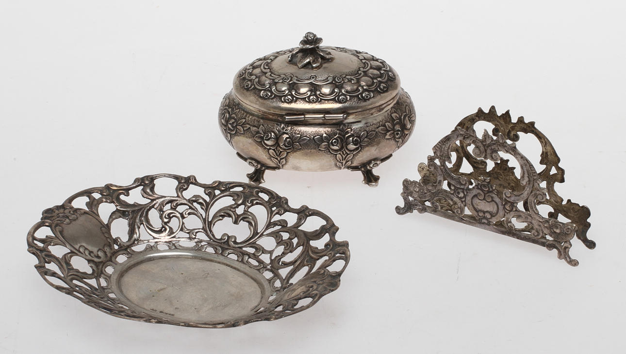 DOSA med lock, SERVETTSTÄLL, FAT, 1900-tal.