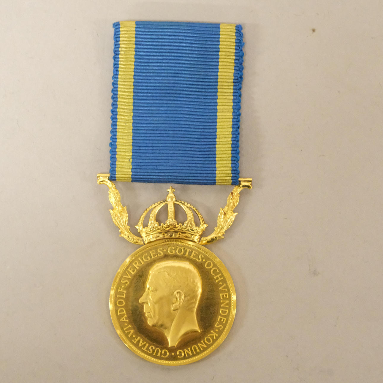 MEDAL OF MERIT, 18K/23K GOLD, GUSTAF VI ADOLF, 1967. Coins, Medals ...