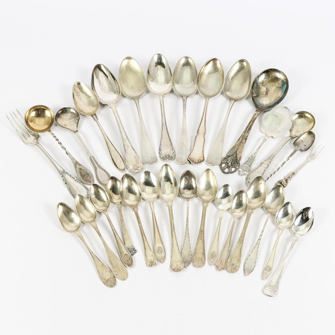 CUTLERY SILVER.