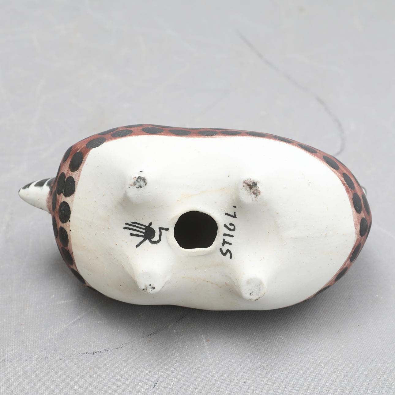 STIG LINDBERG. FIGURINE, stoneware, 