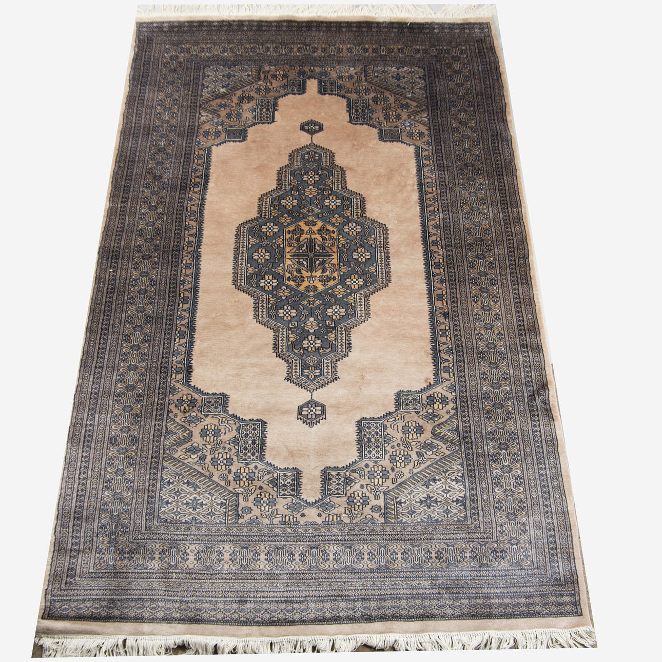 MATTA, orientalisk, Pakistan, 248 x 155 cm.