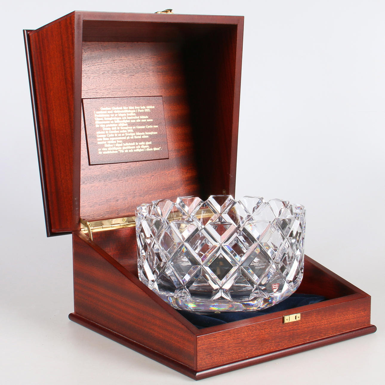 SKÅL, glas, samt schatull, "Sofiero", Gunnar Cyrén, Orrefors, signerad.