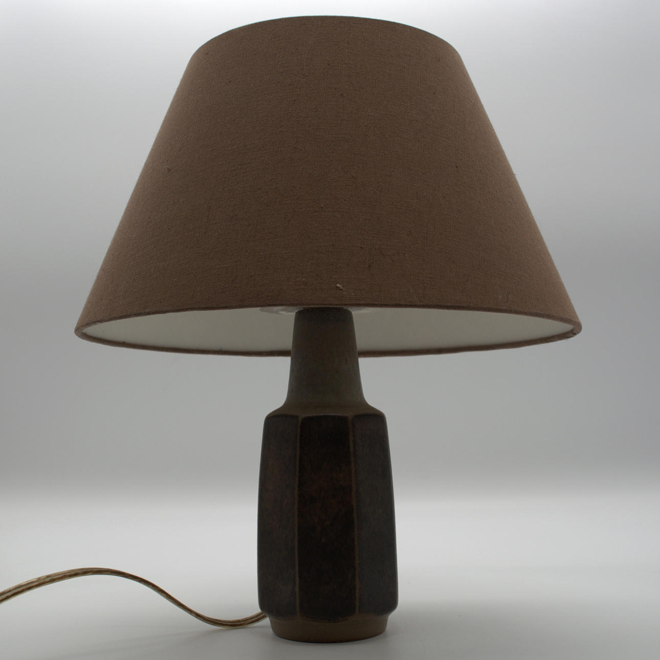 MICHAEL ANDERSEN. DANMARK BORNHOLM KERAMISK LAMPA.