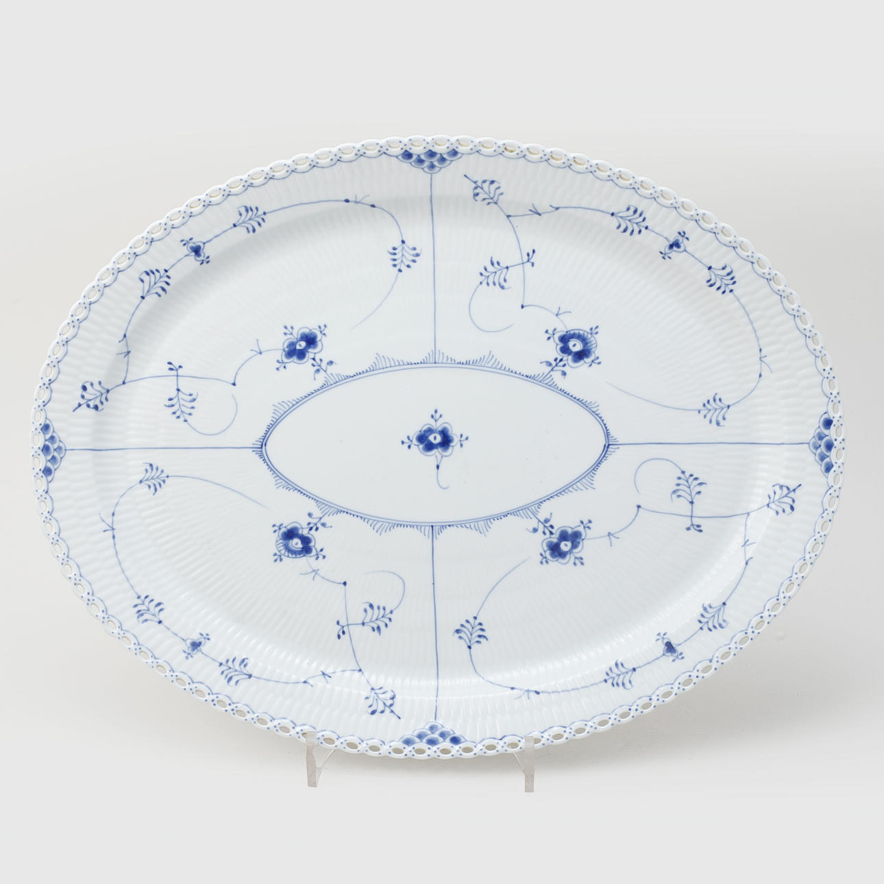 UPPLÄGGNINGSFAT, "Musselmalet", porslin, Royal Copenhagen.