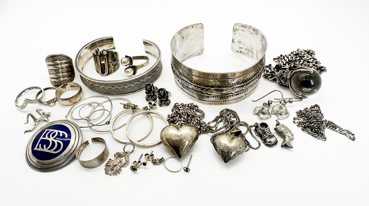 BIJOUTERIER, lot, silver, 212 gram.