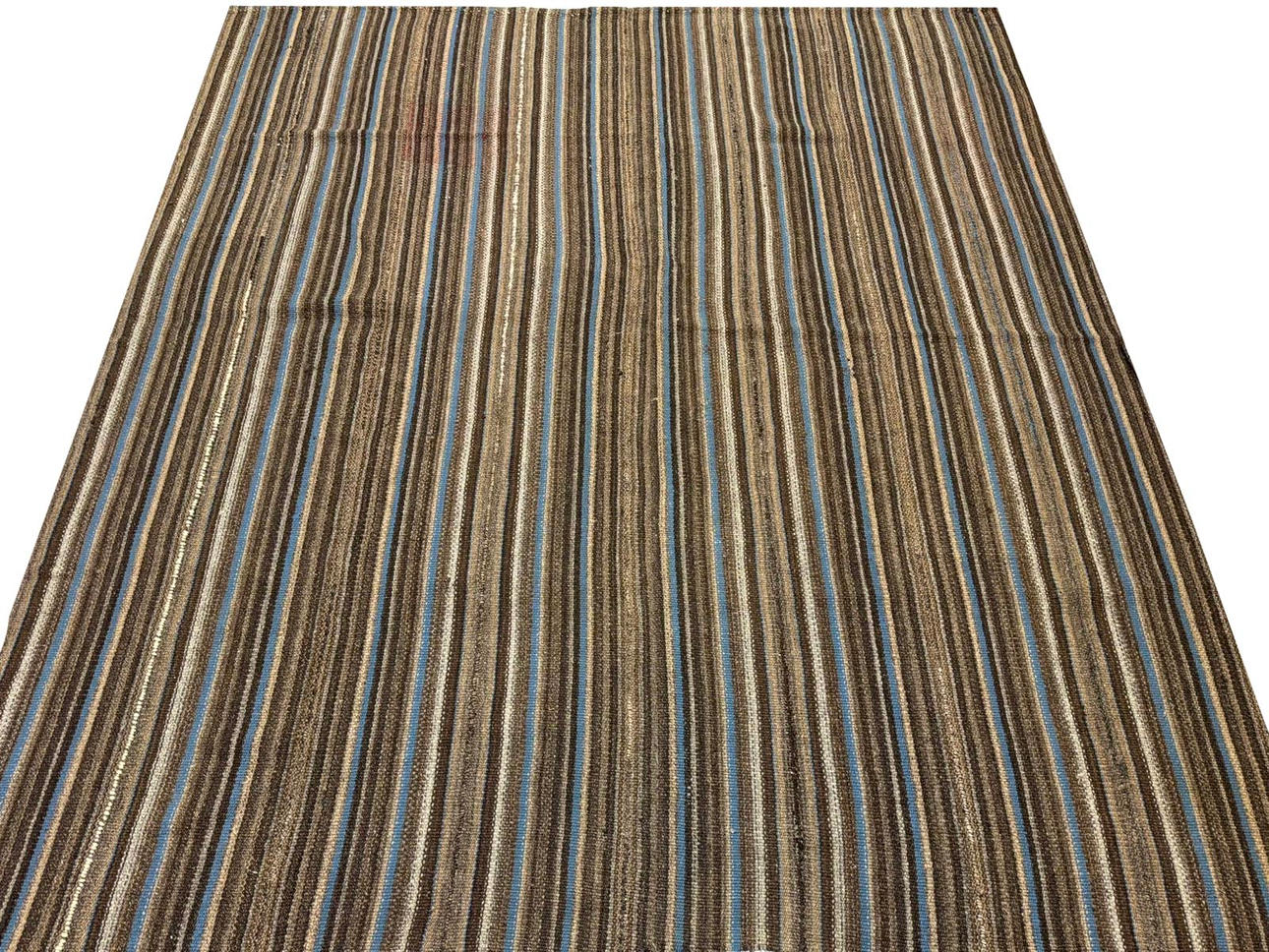 PERSIAN SHAHSEVAN KILIM. Carpets & Textiles - Carpets - Auctionet