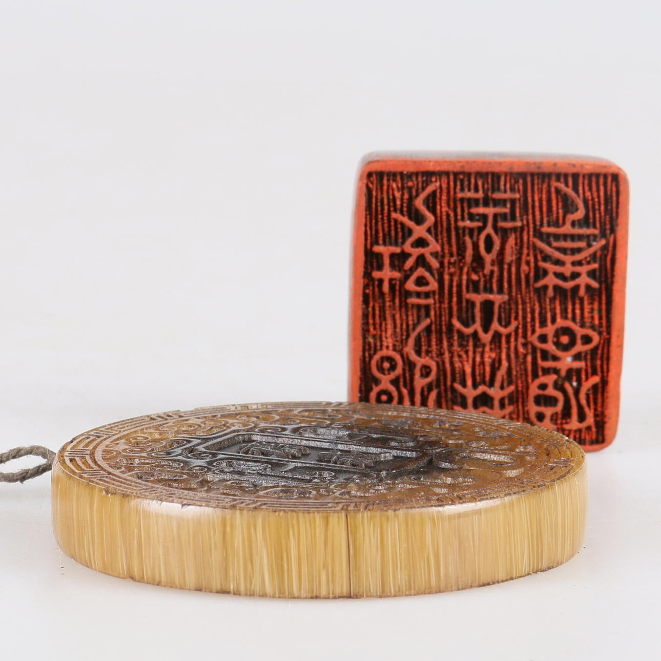 AMULETT, samt sigill, bambu, Kina.