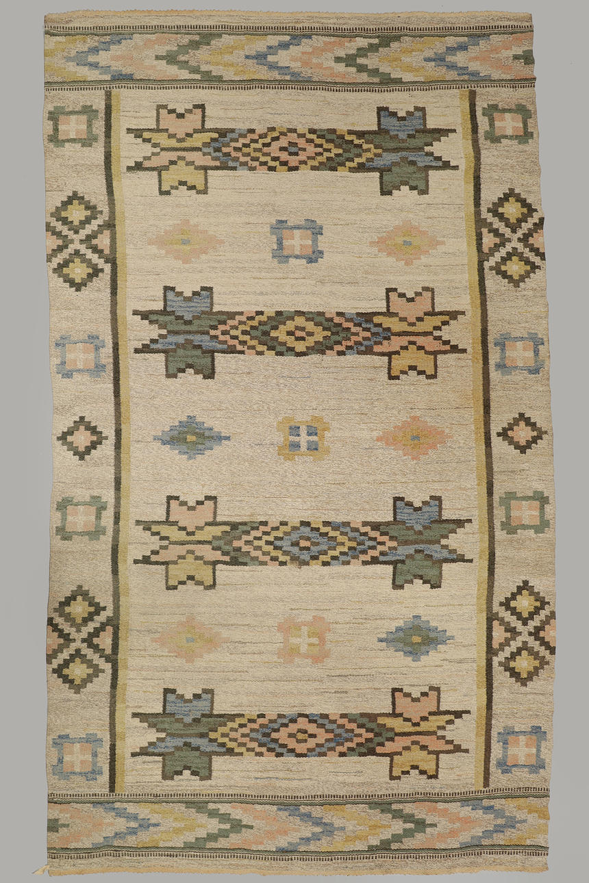 RUG, burlap. Mid 20th century. Dimensions approx. 349x211 cm. Carpets ...