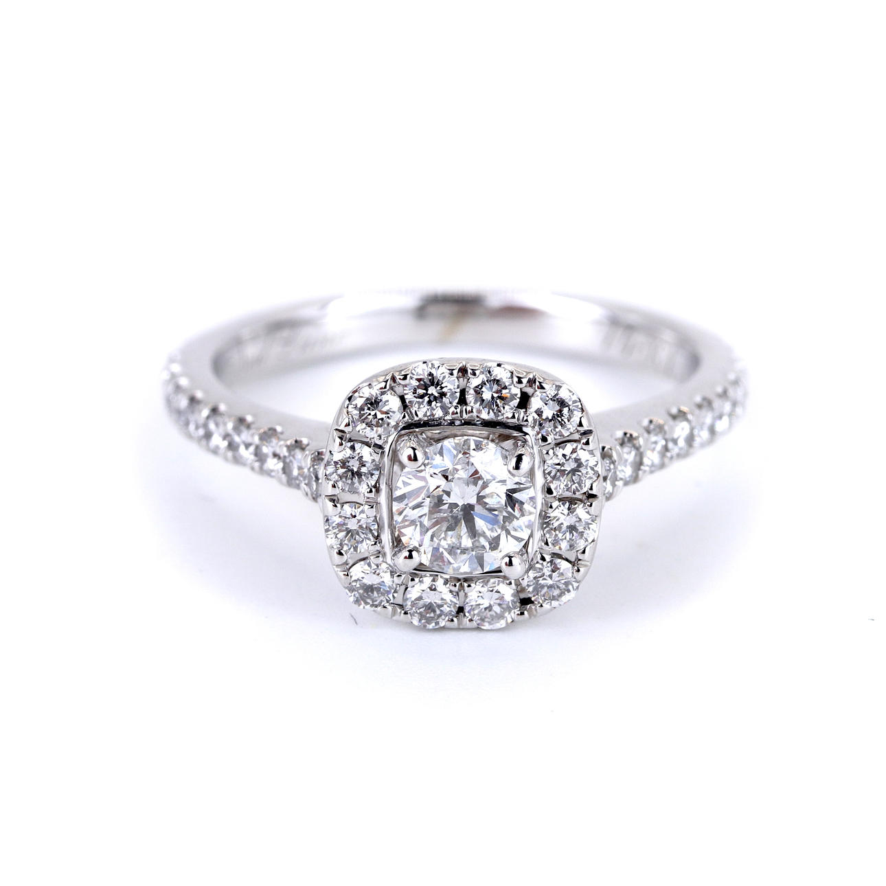 14CT WHITE GOLD DIAMOND RING.