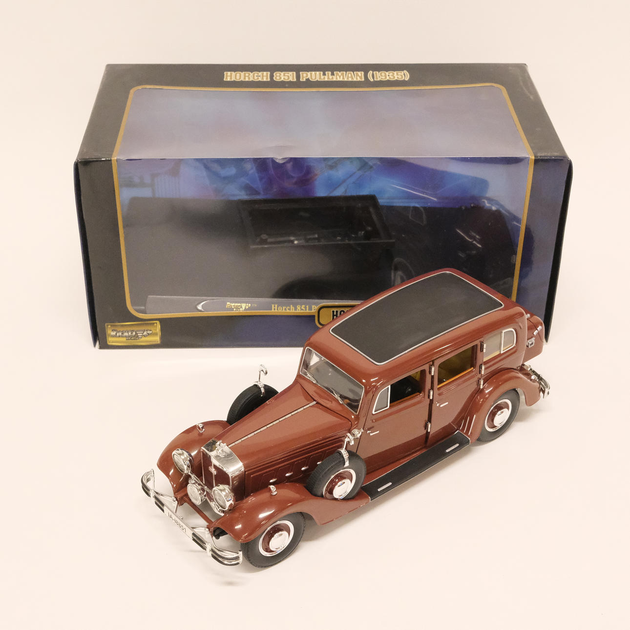 RICKO. BILMODELL. "HORCH 851 PULLMAN 1935". SKALA 1:18.