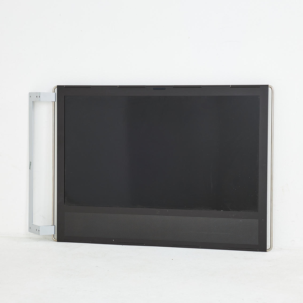BANG OLUFSEN. TV, BeoPlay V1, 40.