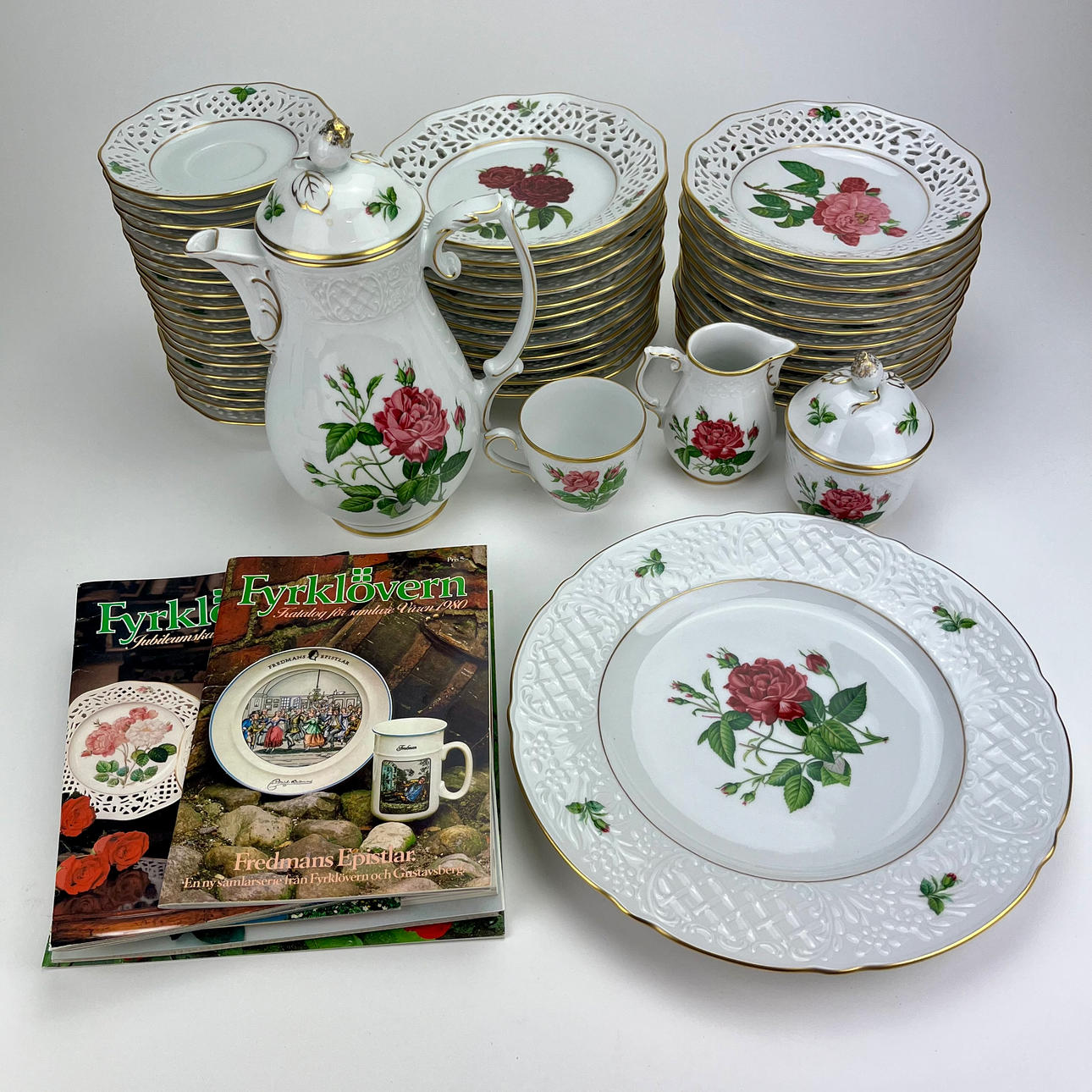 A 47-piece porcelain coffee set, “Classic Roses”, Pierre-Joseph