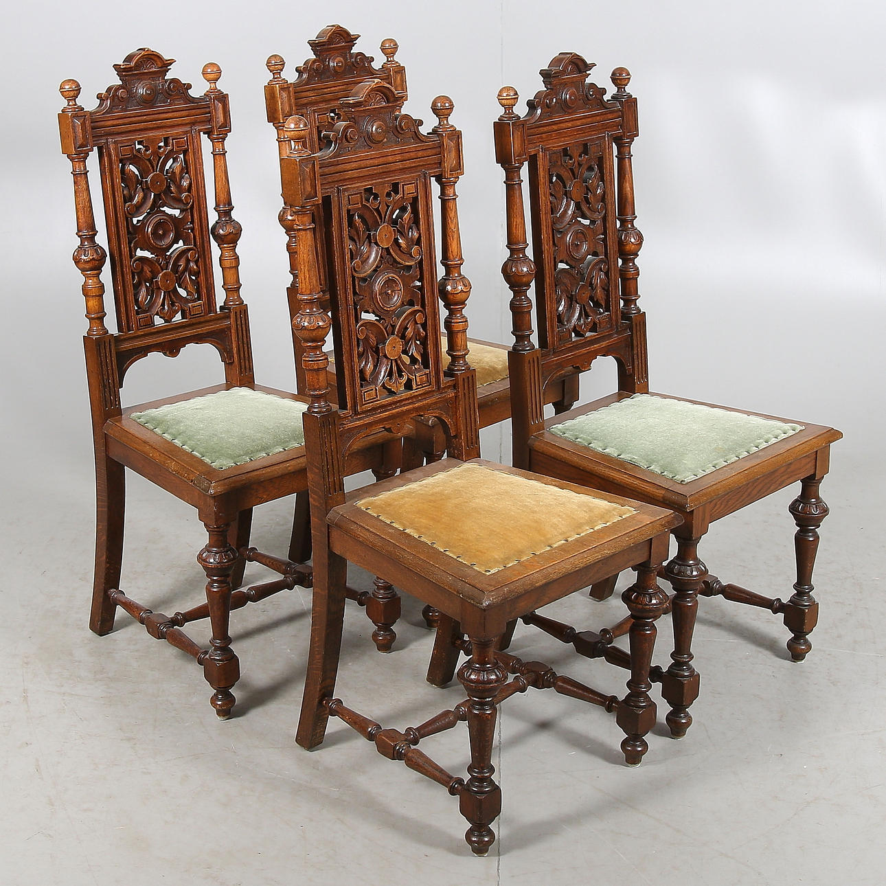 STOLAR, 4 st. ek, nyrenässans, 1800-talets slut.