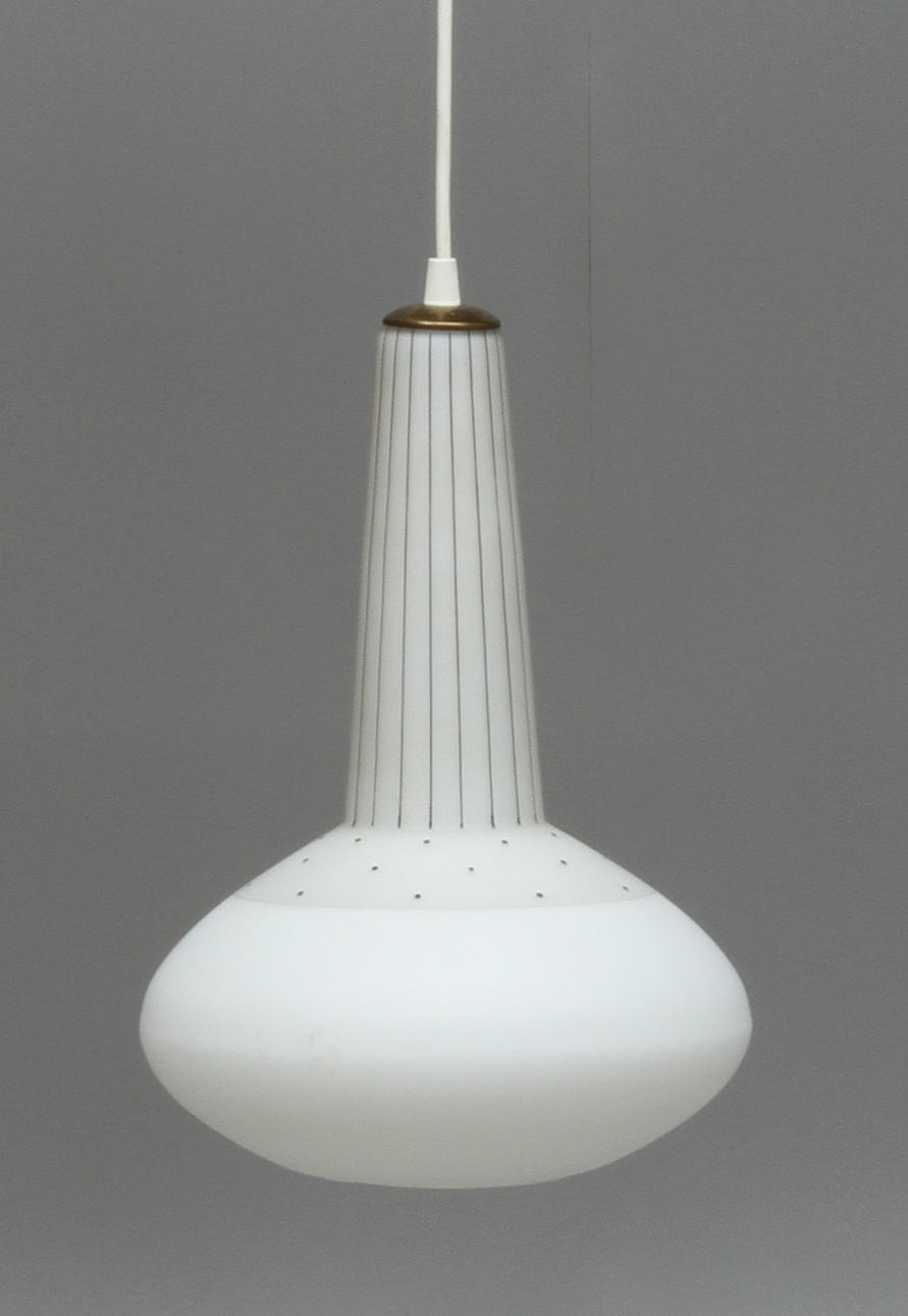 TAKLAMPA, vitt glas, 1950/1960-tal.