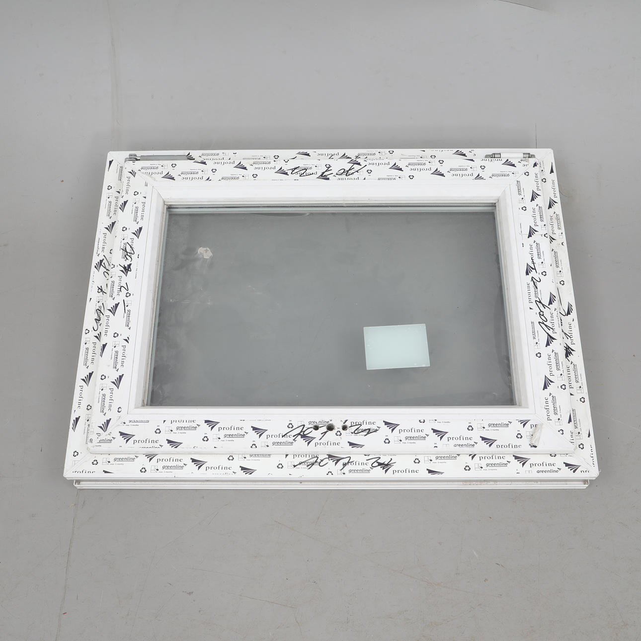 TAKFÖNSTER, oanvänt.