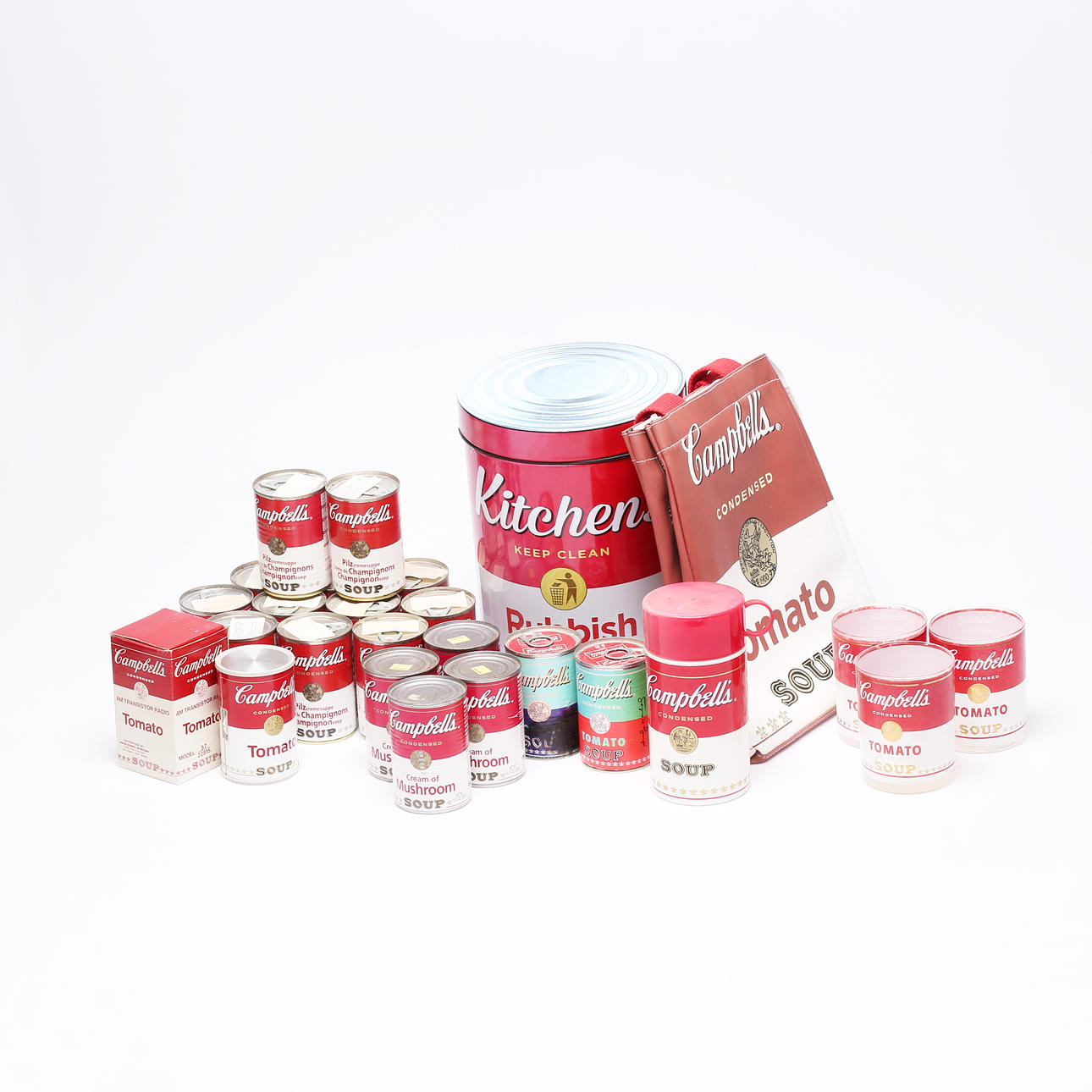 CAMPBELLS SOUP. Memorabilia, bl.a. Andy Warhol efter.
