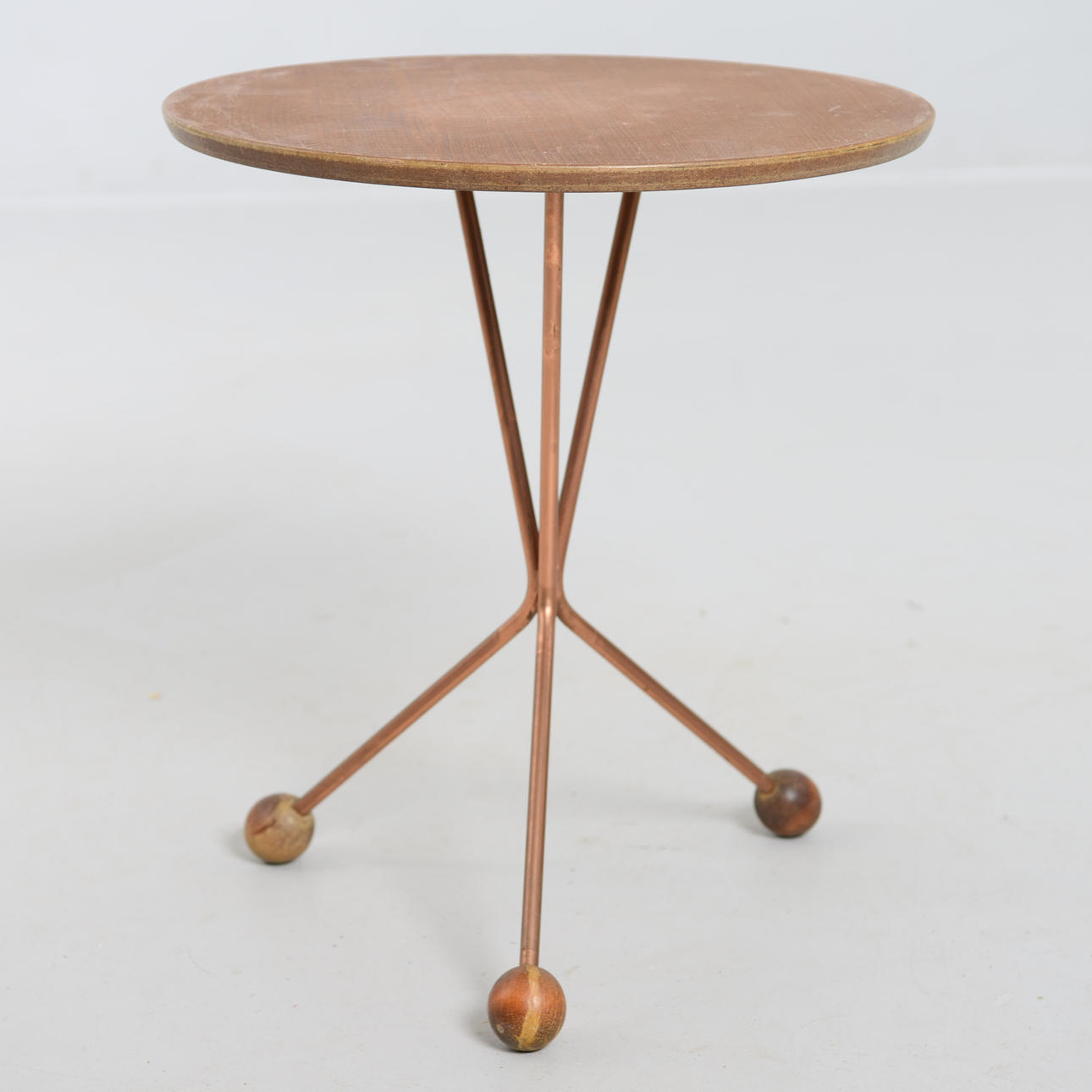 ALBERT LARSSON. Sidobord, "Albertsbordet", Tibro, 1960-tal.