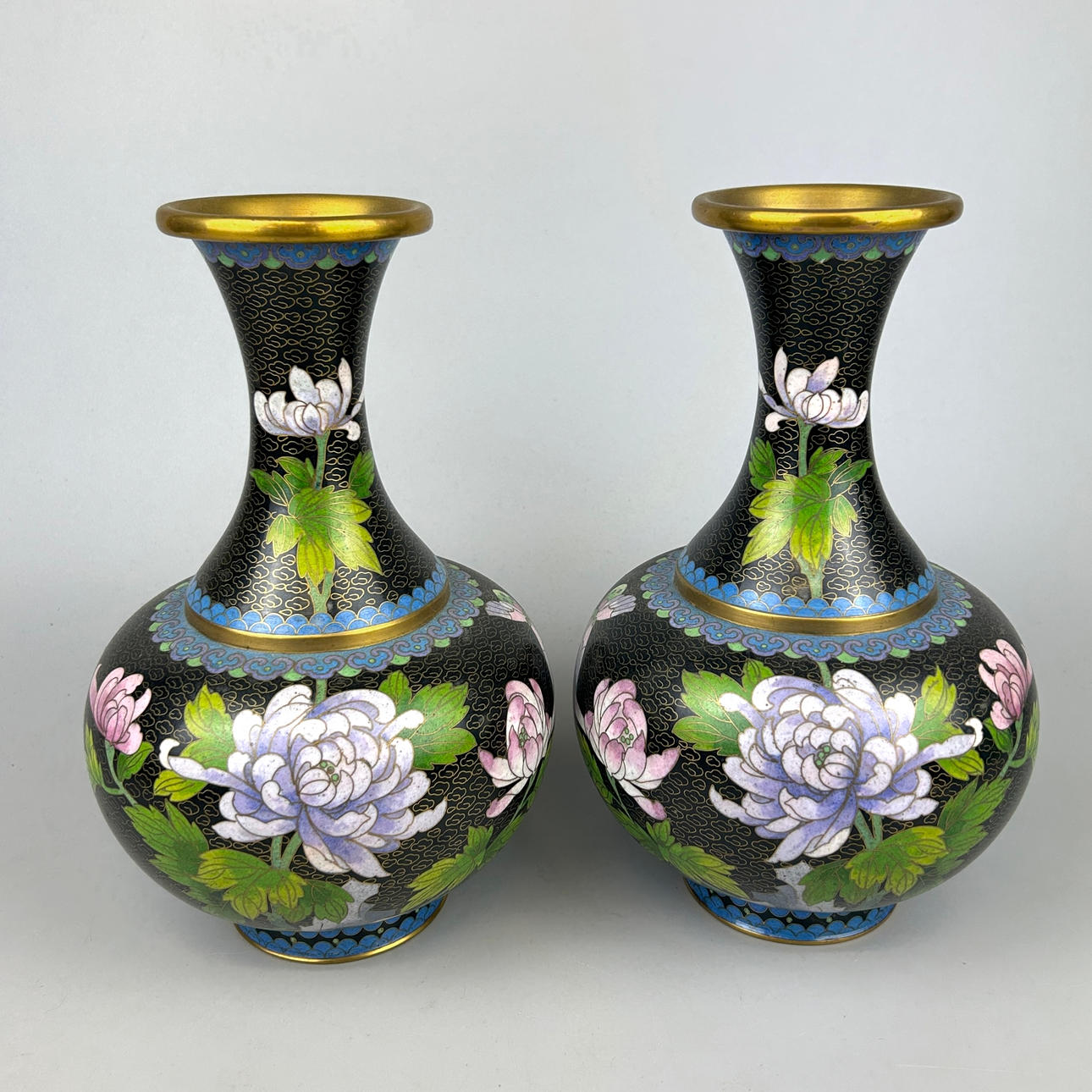 CHINESE CLOISONNE VASES.