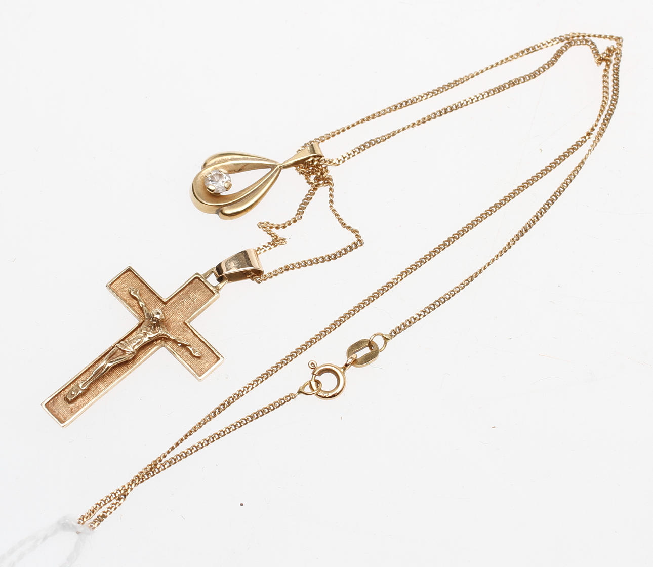 KEDJA samt 2 HÄNGEN, 14-18k guld, vikt ca 5 gr.