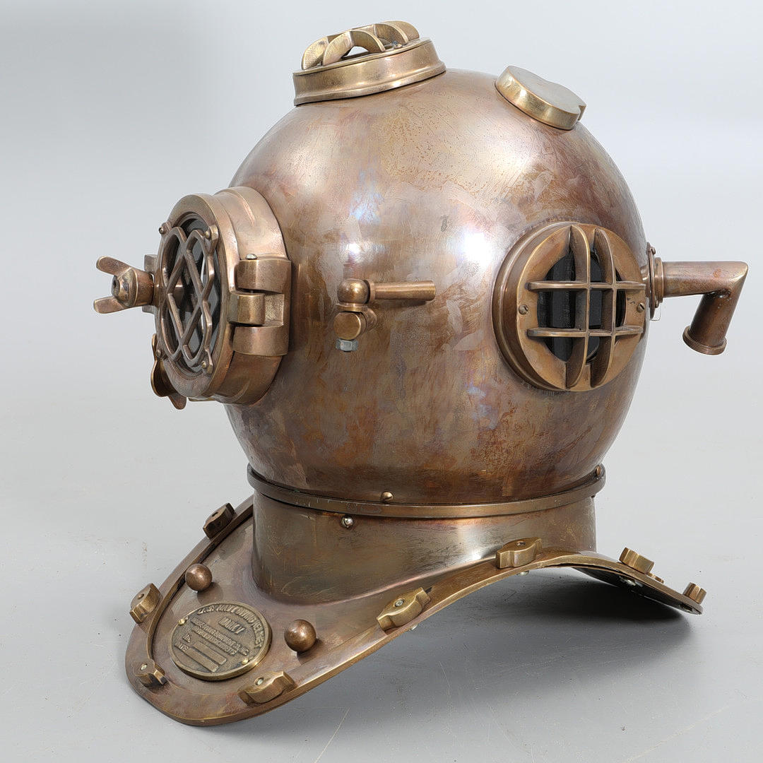 A replica 'US navy diving helmet' brass diving helmet, 2000's.