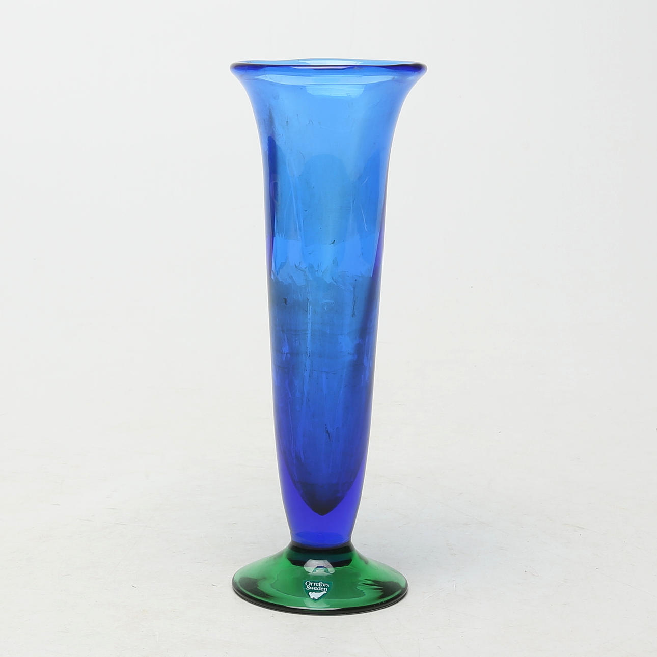 ERIKA LAGERBIELKE. VAS, glas, Orrefors, osignerad.