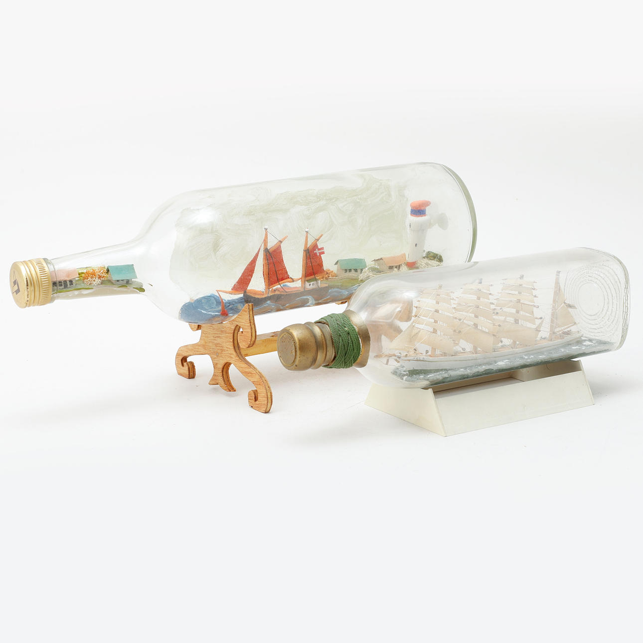 Two 20th century bottle vessels.