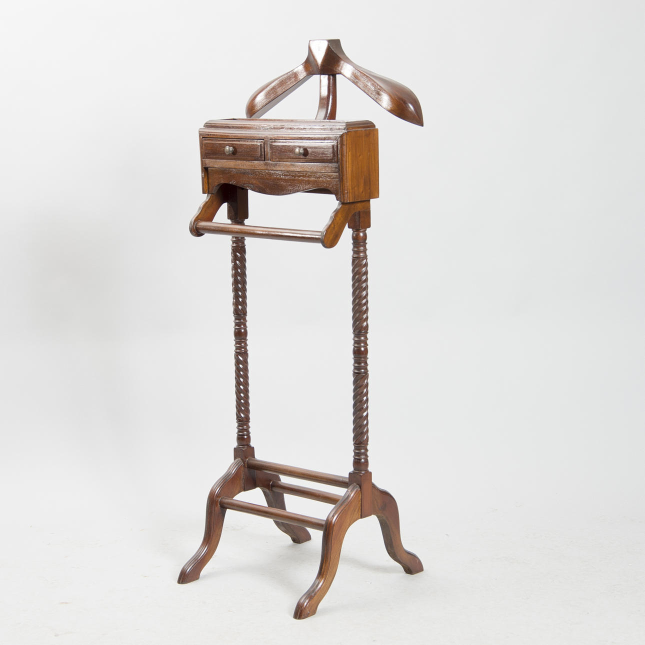 HERRBETJÄNT, mahognybetsad, samtida.