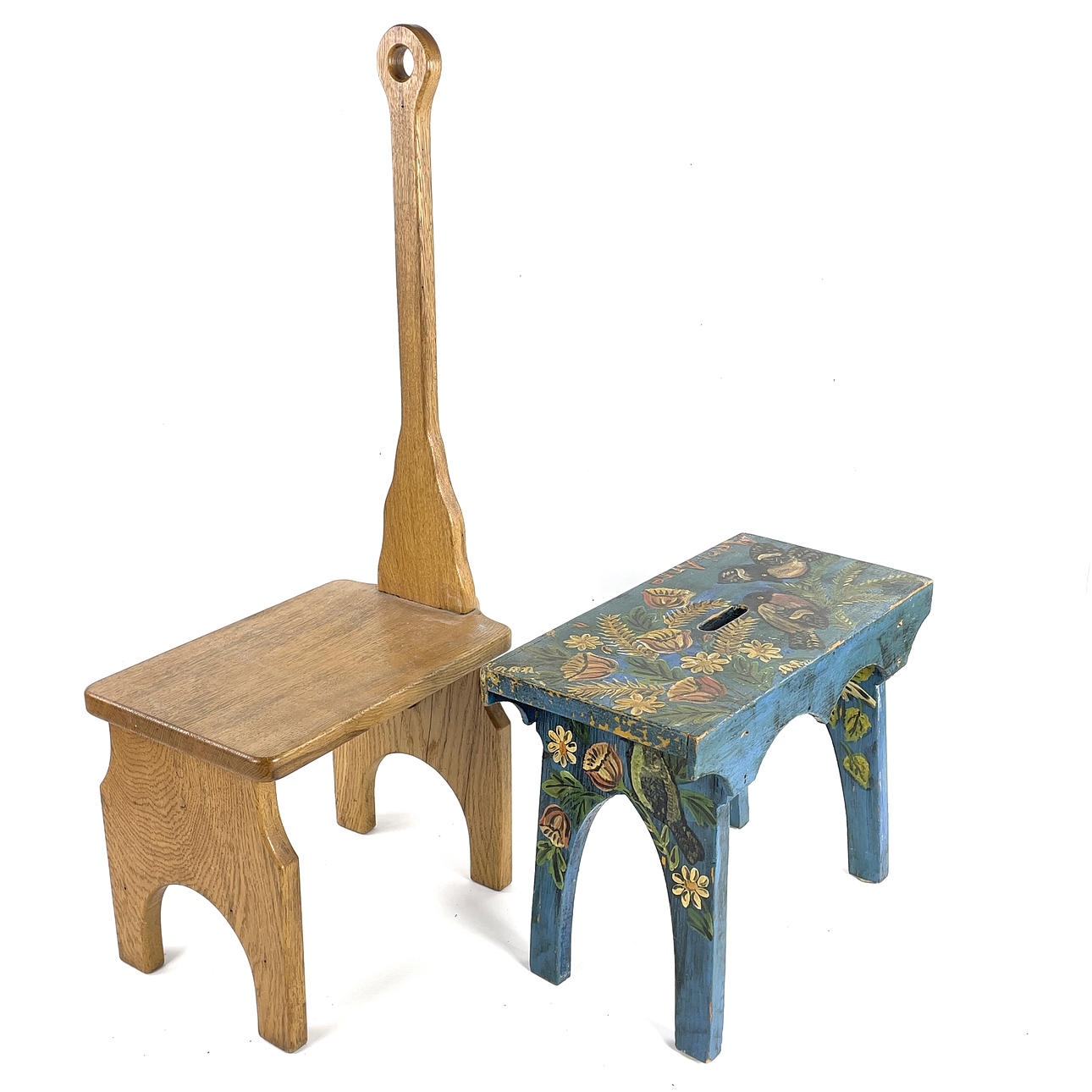 PALLAR, 2 st. Ek & bemålat trä, 1900/2000-tal.