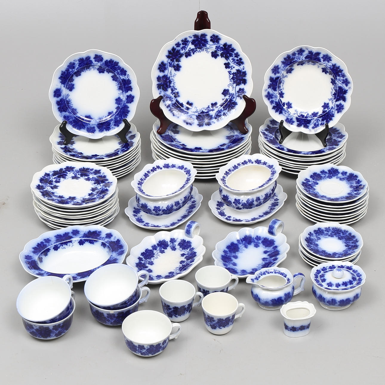 SERVIS, 69 delar, "Vinranka", Arthur Percy, Gefle.