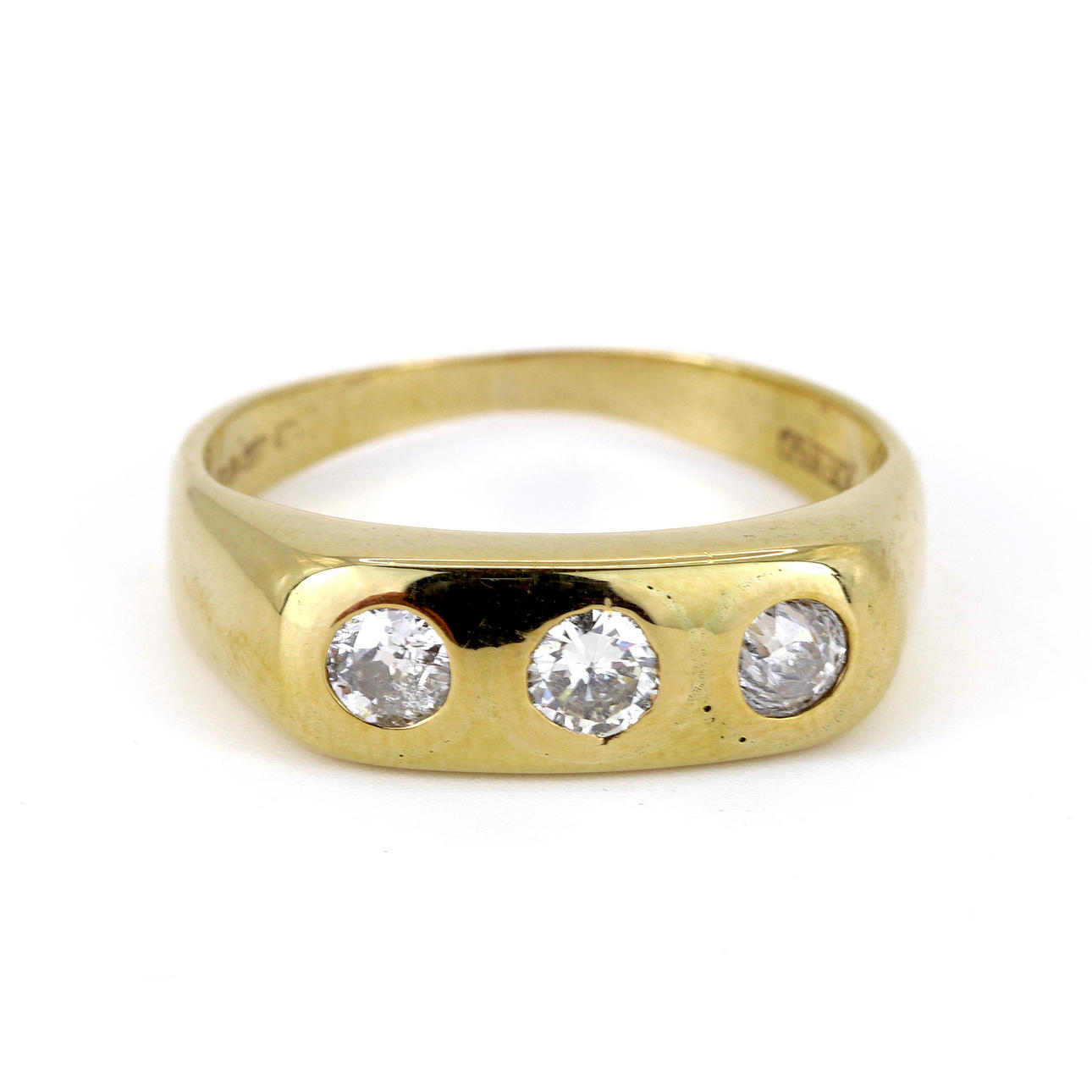 9CT GOLD DIAMOND SET RING.