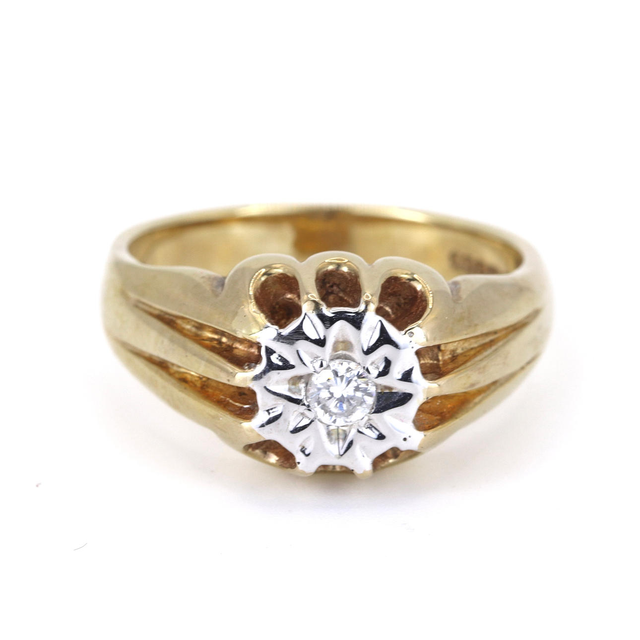 9CT GOLD DIAMOND SET SIGNET RING.