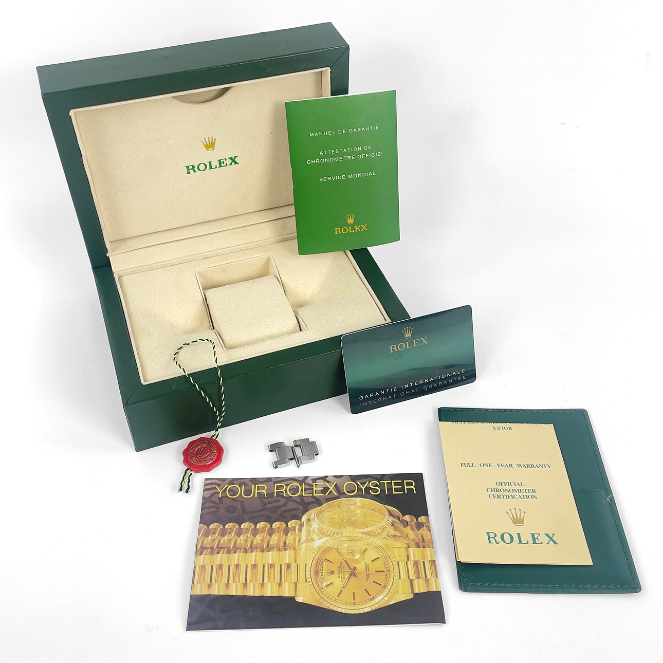 WATCH BOX. Rolex, model 31.00.04, with accessories.