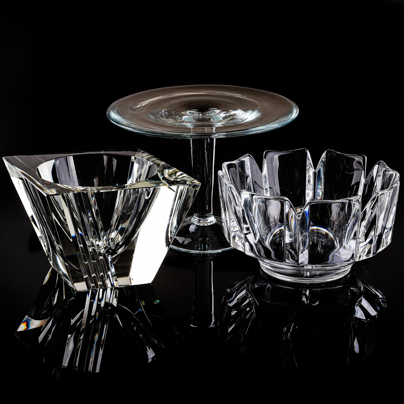 GLASFÖREMÅL, 3 delar, Lars Hellsten, Orrefors bl.a.