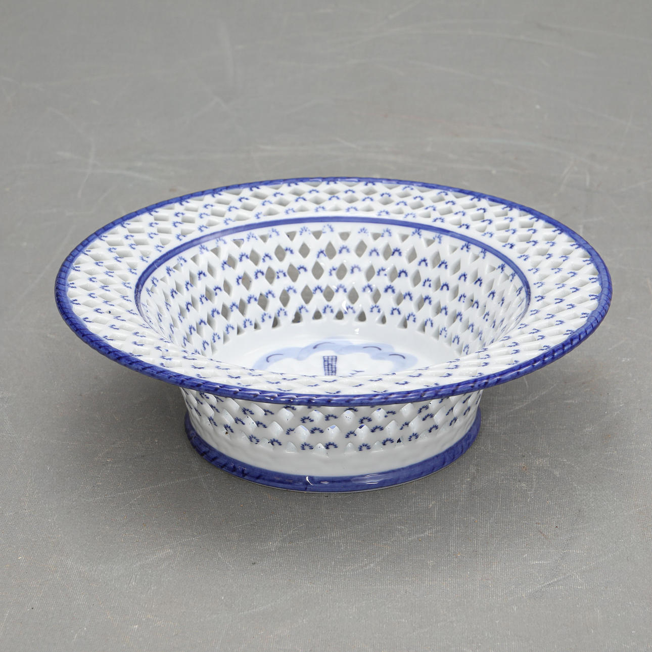 GALLERSKÅL, porslin, Holland.