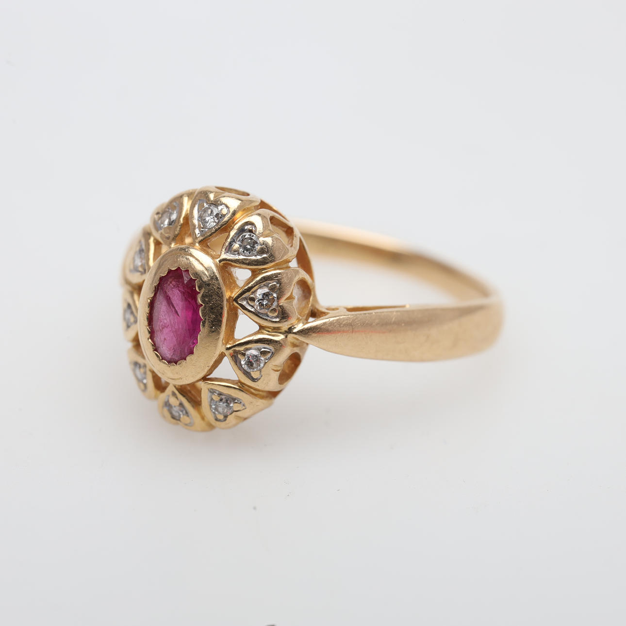 RING, 18K guld, bruttovikt ca 3 gram.