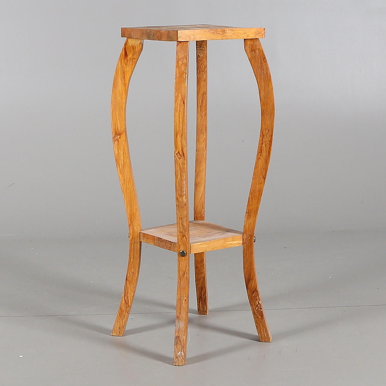 BLOMPIEDESTAL, trä, 1900-talets andra hälft.